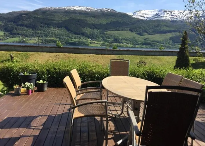 Koselig Hus Med Flott Utsikt Voss